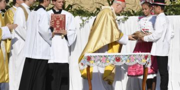 Poznani érsek: ma is szent politikusokra van szükség