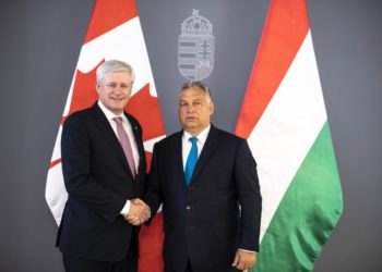 Orbán Viktor a volt kanadai miniszterelnökkel tárgyalt