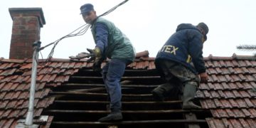 A nyári viharkárok helyreállításán segít a Katolikus Karitász