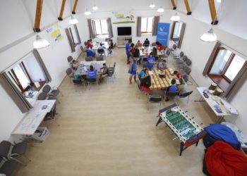 Esélytábor és raktárbázis épült Kastélyosdombón