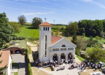 Új templomot szenteltek a Zala megyei Csapiban