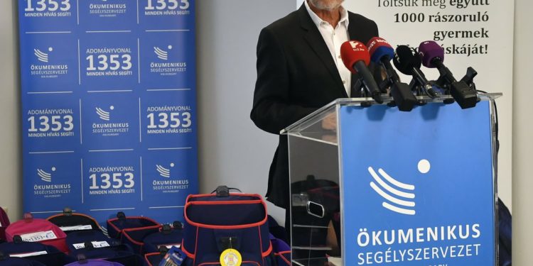 Rászoruló iskolásoknak gyűjt pénzt az Ökumenikus Segélyszervezet