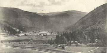 Úzvölgyi katonatemető – Darmanesti polgármestere kitüntette a júniusi temetőfoglalókat