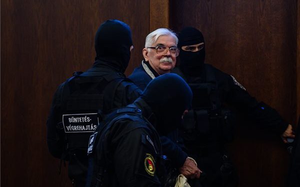 Bőnyi rendőrgyilkosság – A büntetőper tárgyalása a Győri Ítélőtáblán