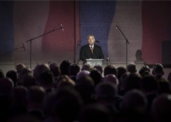 Orbán Viktor a bársonyos forradalom 30. évfordulójának alkalmából rendezett megemlékezésen Prágában