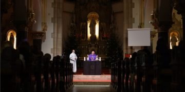 Advent – Hajnali mise a Jézus Szíve templomban