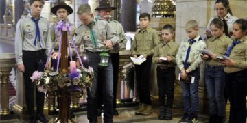 A betlehemi békeláng az Országházban