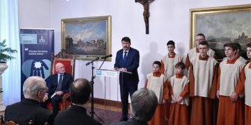 Az Égre néző című verseskötet bemutatója