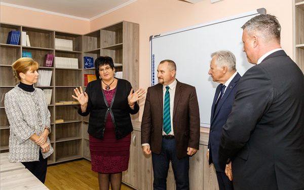 Herczegh Anita a II. Rákóczi Ferenc Kárpátaljai Magyar Főiskola Egán Ede Szakképzési Centrumában