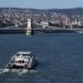 A Bécs és Pozsony között közlekedő gyorskatamarán Budapesten