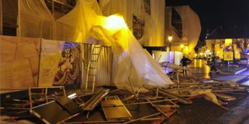 Állványzatot rongált meg a viharos szél a budai Várban