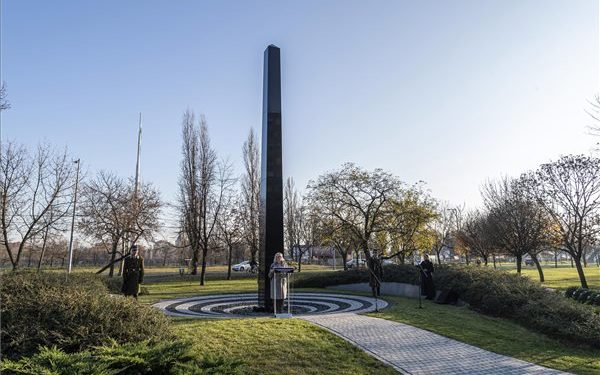 A Szovjetunióba hurcoltak emléknapja – Megemlékezés az áldozatok emlékművénél
