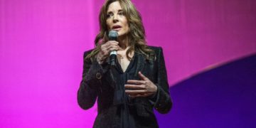 Újabb aspiráns lépett vissza az amerikai demokraták elnökjelöltségéért indulók közül