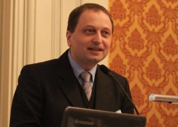 Jobbik: diktátumok helyett egyeztetett modernizáció kell az oktatásban