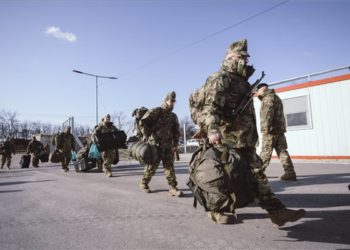 Megkétszerezik a határvédelemben részt vevő katonák számát