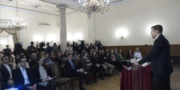 A Kőrösi Csoma Sándor-program ösztöndíjasai képzésének megnyitója a Duna Palotában