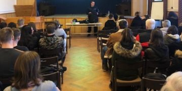 „LEGYÉL TE IS RENDŐR!”