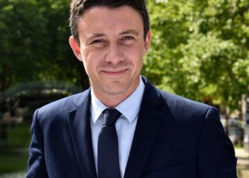 Egy kompromittáló videó miatt lemondott a párizsi főpolgármester-jelöltségről a kormánypárti képviselő