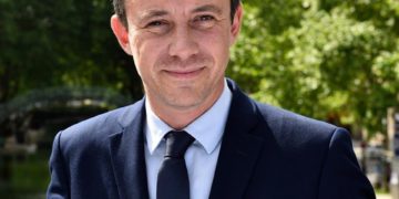 Egy kompromittáló videó miatt lemondott a párizsi főpolgármester-jelöltségről a kormánypárti képviselő