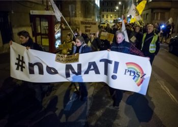 Az új Nat és szakképzési rendszer ellen tüntetett a PDSZ Budapesten