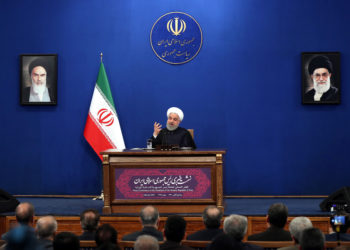 Iráni legfelsőbb vezető: a külföldi média el akarta tántorítani a szavazókat a választástól