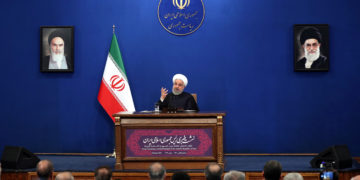 Iráni legfelsőbb vezető: a külföldi média el akarta tántorítani a szavazókat a választástól