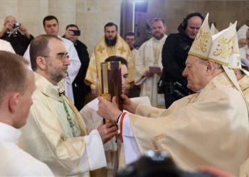 Gyulafehérváron püspökké szentelték Kovács Gergelyt