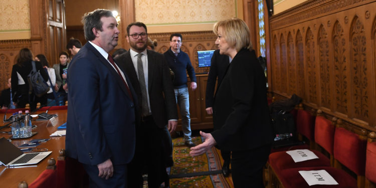 LMP: radikálisan csökkenteni kell a levegő szennyezettségét