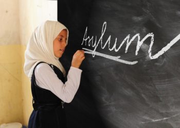 Migránsok betelepítése ellen gyűjt aláírásokat egy bevándorlásellenes szerb párt