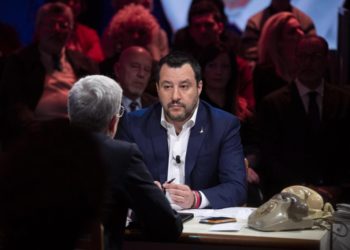 Salvini mentelmi joga elveszítését kockáztatja a migránsok feltartóztatása miatt