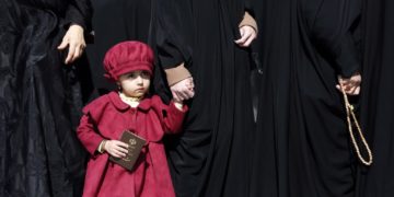 A Forradalmi Gárda jelöltjei vezetnek az iráni parlamenti választáson