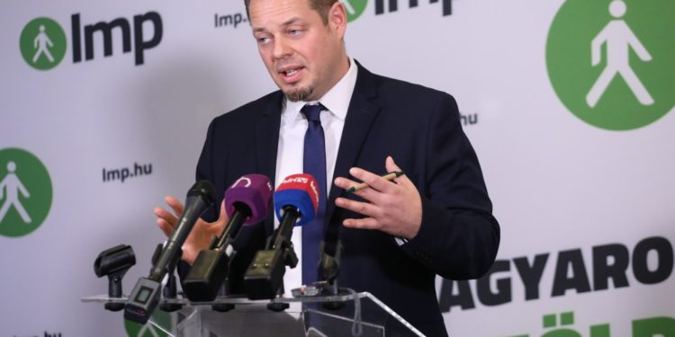 Határozati javaslatot tervez az LMP a nemzeti régiók ügyében folyó aláírásgyűjtés támogatására