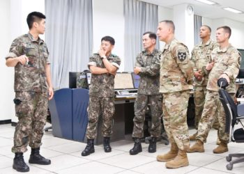 Koronavírus – Washington és Szöul átmeneti időre felfüggeszti a közös kiképzéseket