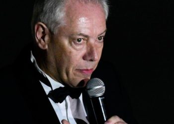 Ügyészségi vizsgálat a szexuális erőszakkal vádolt francia műkorcsolyaedző ellen