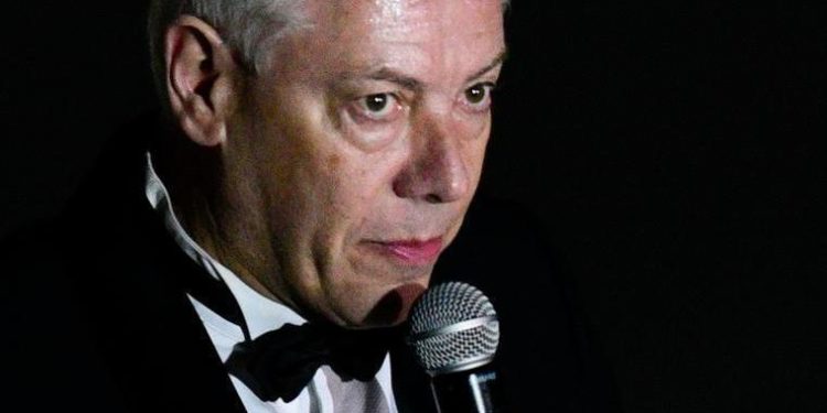 Ügyészségi vizsgálat a szexuális erőszakkal vádolt francia műkorcsolyaedző ellen