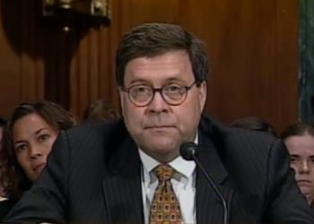 Az amerikai igazságügyi miniszter kész megjelenni törvényhozók előtti meghallgatáson