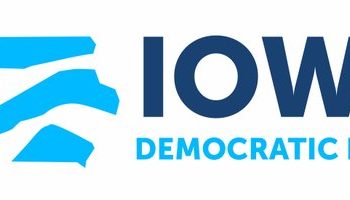 A jelölőgyűléseken kialakult káosz miatt lemondott az iowai Demokrata Párt elnöke