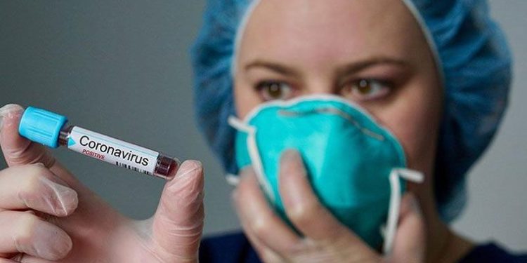 Hupejen kívül folyamatosan csökken a járvány terjedésének üteme, és újabb reményt keltő terápiás módszert tesztelnek