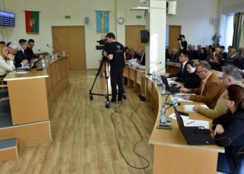 Palkovics: a kormány segíti a munkanélkülivé lett ózdiak elhelyezkedését