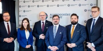 Lengyel jogi intézettel kötött együttműködést az Alapjogokért Központ a konzervatív értékek védelmére