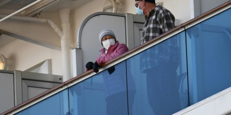 Elszállításukat kérik a japán partoknál veszteglő óceánjáró izraeli utasai