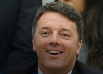 Matteo Renzi pártelnök, koalíciós partner támadásba lendült Giuseppe Conte kormányfő ellen Olaszországban
