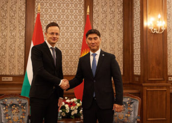 Szijjártó: megnyílt a biskeki magyar nagykövetség, jó döntés volt a keleti nyitás stratégiájának meghirdetése