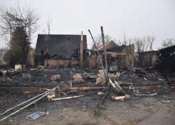 KONTÁRMUNKA A TŰZ HÁTTERÉBEN