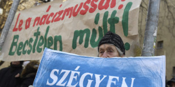 Az 1945-ös kitörésre emlékeztek szélsőjobboldali szervezetek a Városmajorban, ellentüntetők is voltak