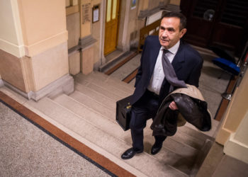 Fenyő-gyilkosság – Gyárfás Tamás tagadta bűnösségét a büntetőper első tárgyalásán