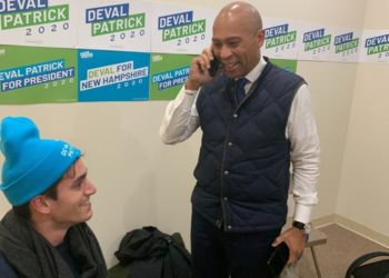 Újabb demokrata párti politikus fejezte be az elnökjelöltségért folyó küzdelmet