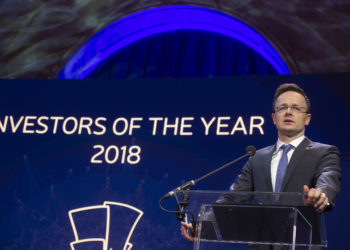 Szijjártó: Magyarország nyitott a Kelet és Nyugat közötti együttműködésre