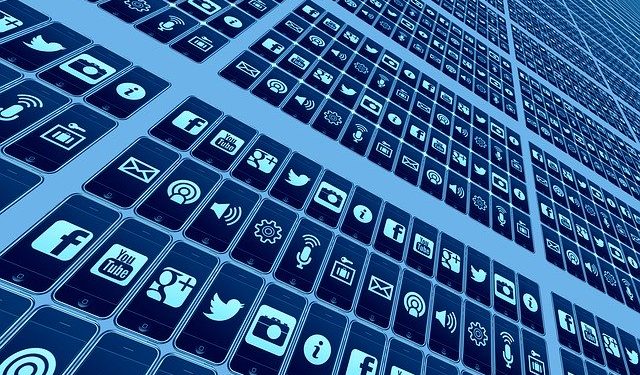 Közel 626 millió forintból fejlesztik a bicskei járás internethálózatát