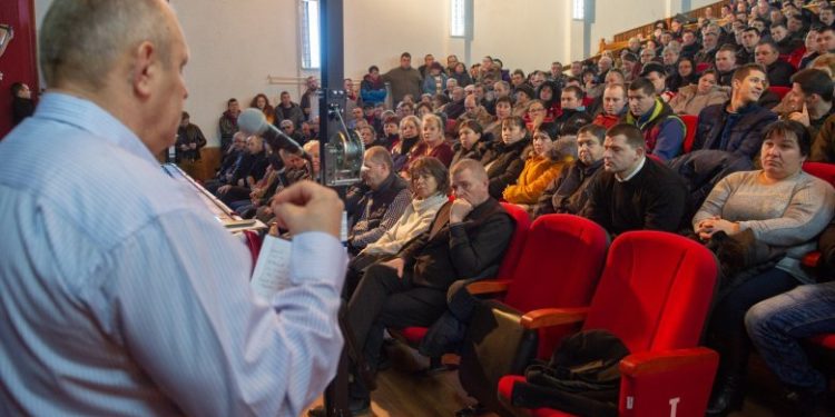 Ditrói vendégmunkások – Nem a Srí Lanka-i pékekre, hanem a helyi munkaerőt meg nem becsülő vállalkozóra neheztel a falu